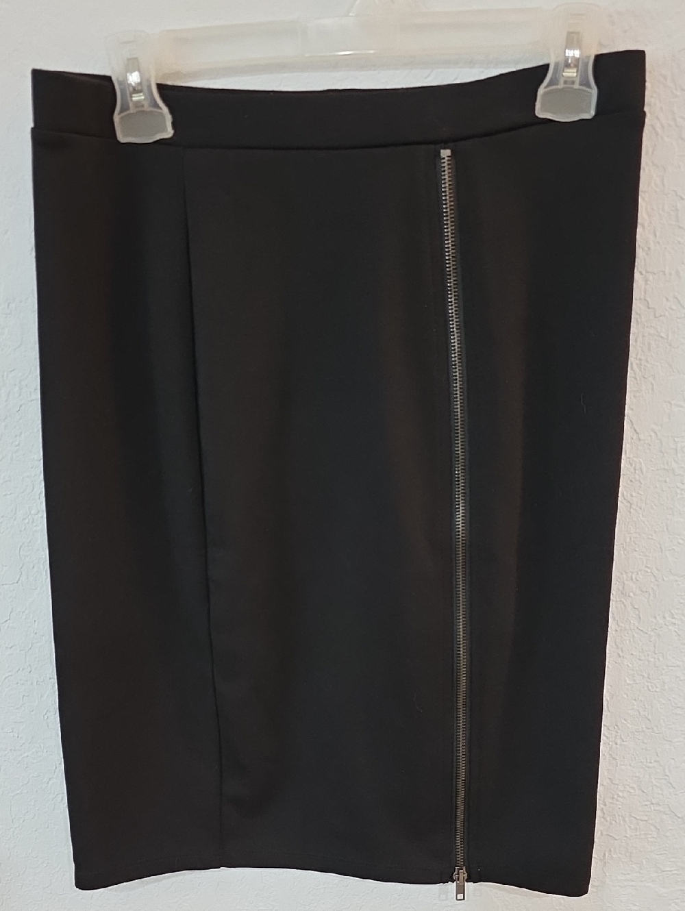 Material Girl Black Zipper Ponte Skirt Size L